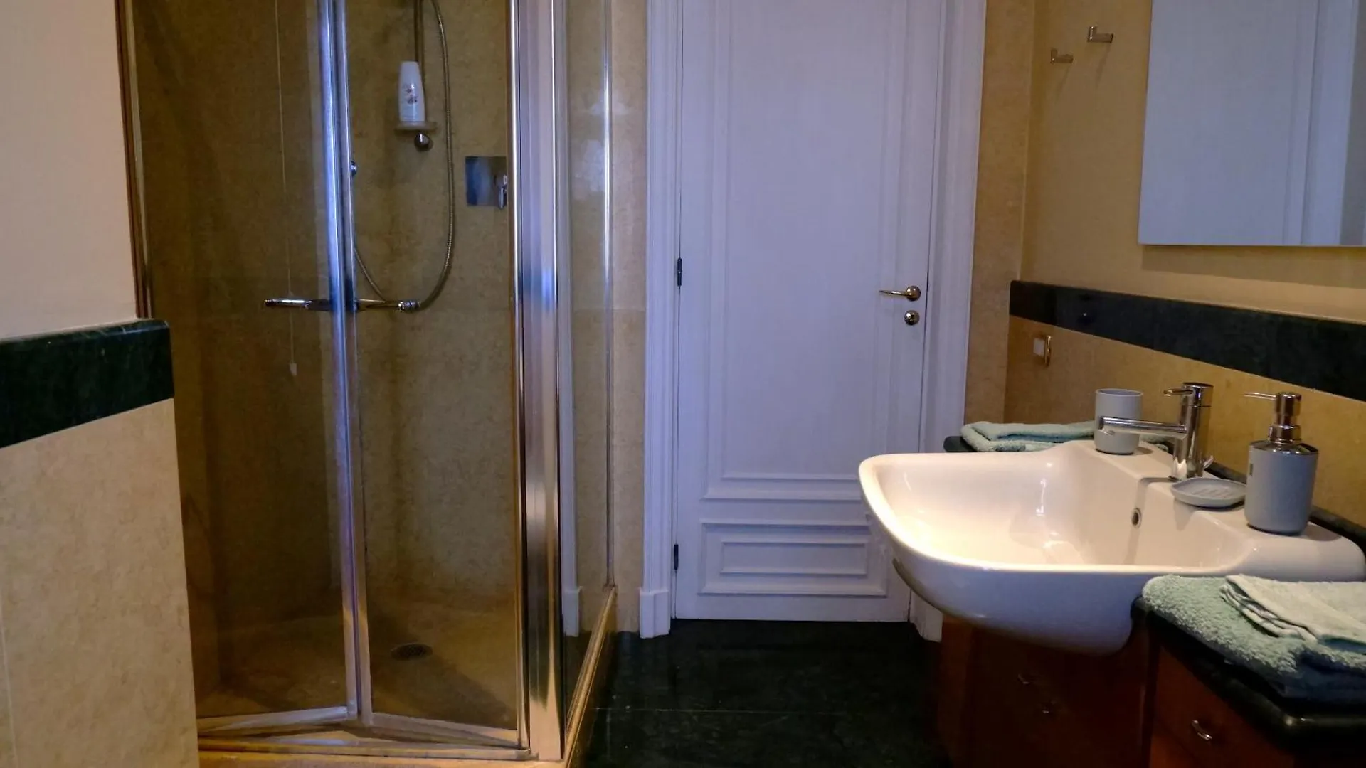 Rosa'S House Apartment Bari